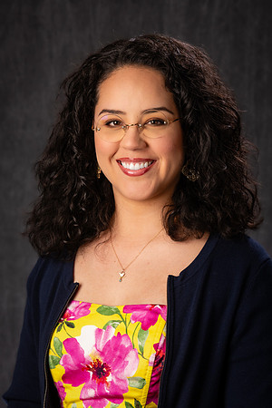 MEDINA_ELIZABETH_PORTRAIT_HR