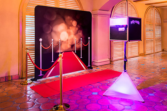 Red Carpet Booth600