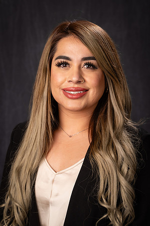 Head Shot-038