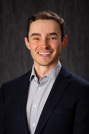 SHOMLER_DEREK_PORTRAIT_HR